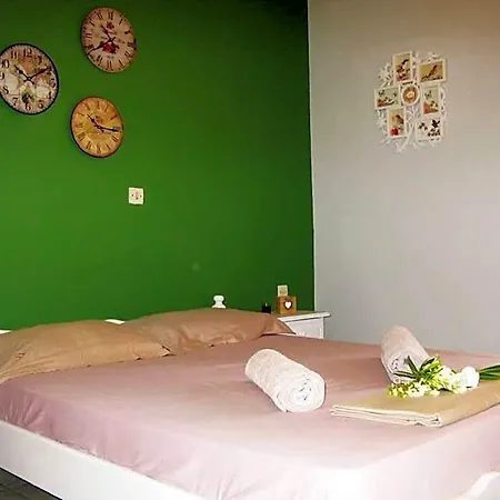 S Handmade Hotel 3*
