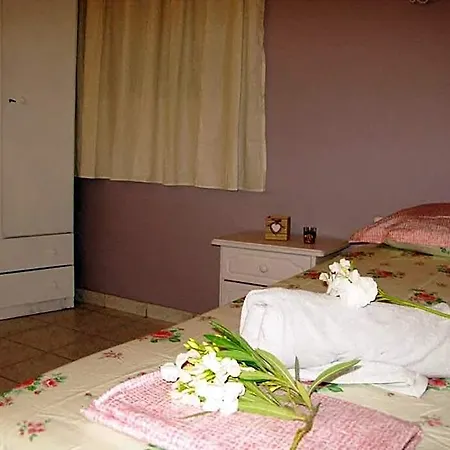 Hotel S Handmade